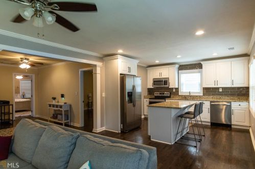 304 Maple St, Atlanta GA  30354-1107 exterior
