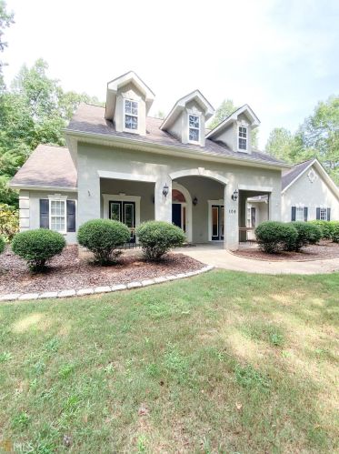 104 Glenn Eagle Pt, Lagrange, GA 30241-9832