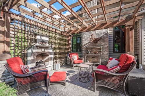 7677 128th St, Saint Paul MN  55124-9767 exterior