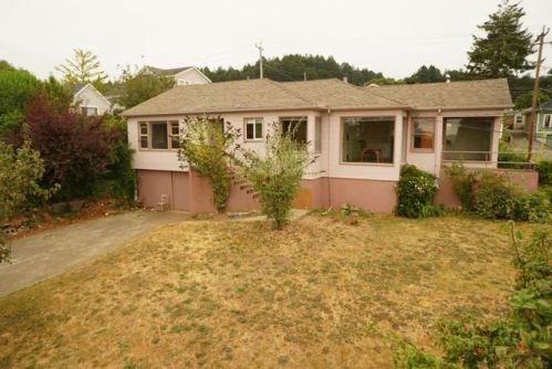 42 Center St, Arcata, CA 95521-6094