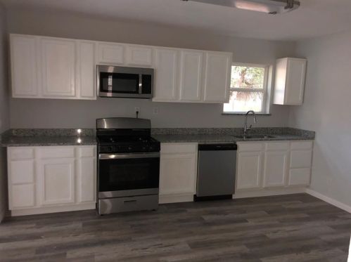 2500 Rodeo St, Fort Worth TX  76119-4637 exterior