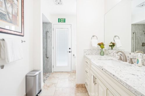 644 Mariposa Dr, Redlands CA  92373-7354 exterior