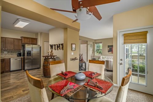 1467 Bar Harbor Ct, Pingree Grove IL  60140-2077 exterior