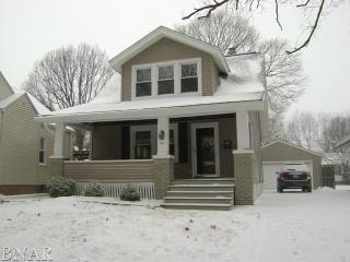 5 Harbord Dr, Bloomington, IL 61701-5503