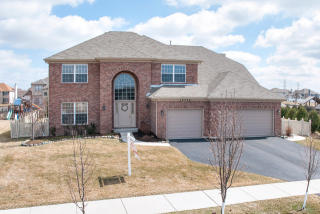 16522 Hidden River Cir, Plainfield, IL 60586-5532
