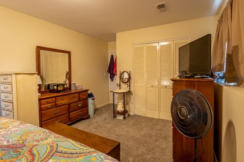 1744 Russet Ln, Sycamore IL  60178-2738 exterior