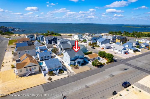 1402 Baltimore Ave, Lavallette, NJ 08735-2314