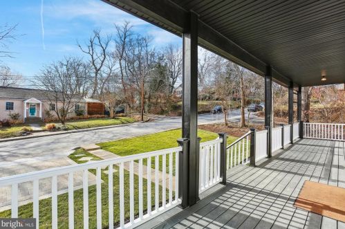 6615 Gude Ave, Silver Spring MD 20912-4827 exterior