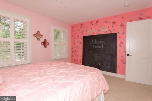 255 Lower Magothy Beach Rd, Severna Park MD  21146-2118 exterior