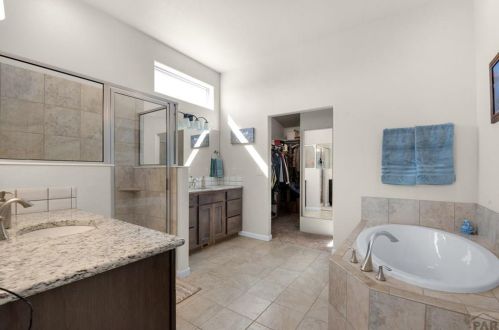 371 Desert Cove Dr, Pueblo CO  81007-2500 exterior