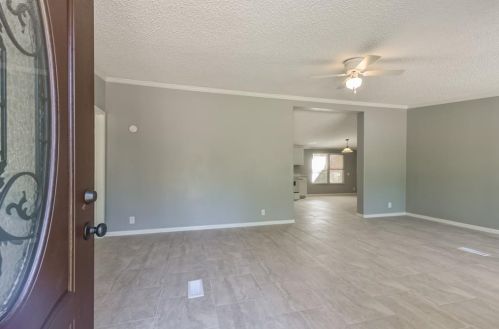 15467 Delores Ln, Conroe TX  77384-4613 exterior