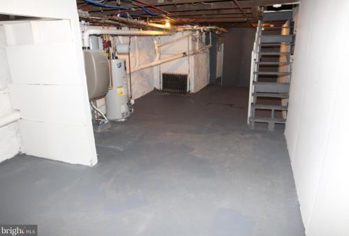 349 Princess St, York PA  17401-3835 exterior