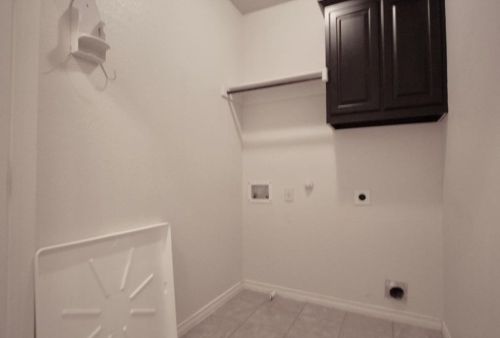 1428 Arapaho Dr, Carrollton TX 75010-3304 exterior