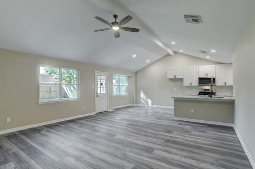 3902 Willmont Rd, Morgans Point TX  77571-4190 exterior