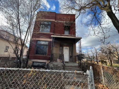 5926 Morgan St, Chicago IL  60621-1444 exterior
