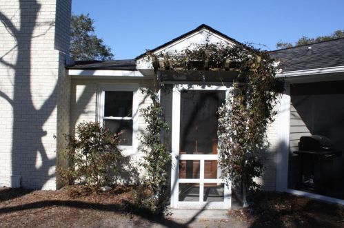 10 William St, Mount Pleasant, SC 29464-5040