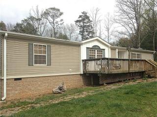 19 Rl Cook Valley Rd, Alexander, NC 28701-8784