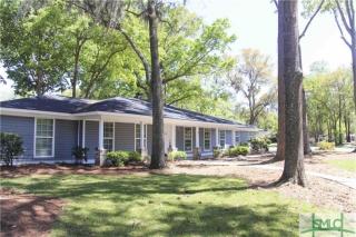 2 Barksdale Dr, Savannah, GA 31419-9523