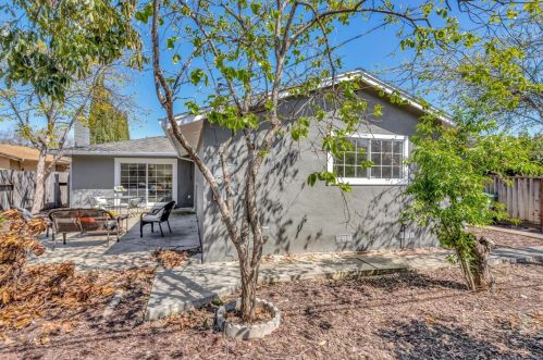 387 Smithwood St, Milpitas CA  95035-4126 exterior