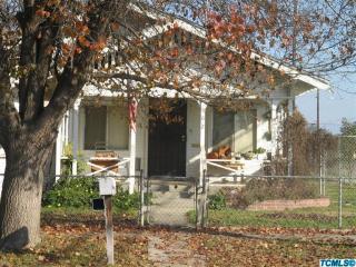 502 G St, Tulare, CA 93274-2734