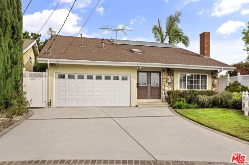 5724 Greenbush Ave, Van Nuys, CA 91401