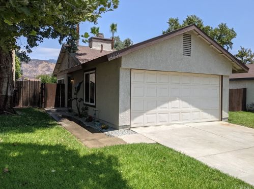 4951 Vail Ln, San Bernardino, CA 92407-2985