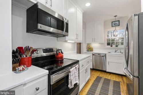 1010 Notley Rd, Silver Spring MD 20905-5838 exterior