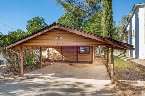 16609 Greenridge Rd, Middletown, CA 95467-8253