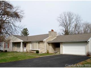755 Oak St, Galesburg, IL 61401-6230