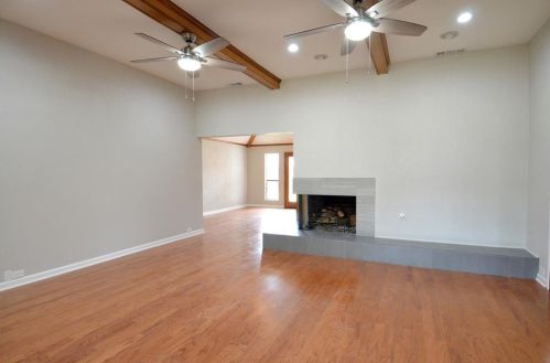 4002 Dome Dr, Addison TX  75001-3111 exterior