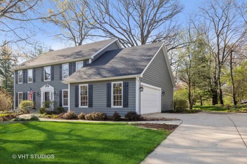967 Chapel Ct, Glendale Heights, IL 60137-6471