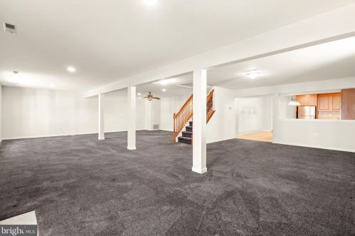 22 Honey Flower Dr, Trenton NJ  08620-9688 exterior