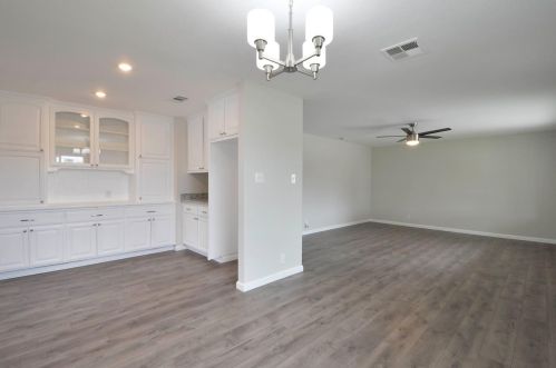 842 Vermont Ave, Los Banos CA 93635-3316 exterior