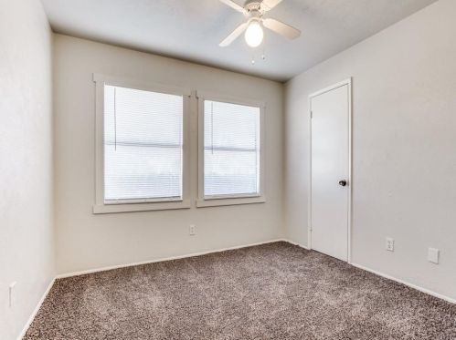 1613 Chablis St, Garland TX 75040-4633 exterior