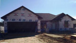 1302 William Hall Dr, Paragould, AR 72450-2292