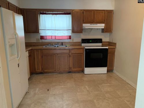 1701 Stahl St, Cayce-West Columbia SC  29033-2417 exterior