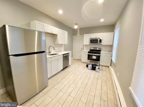 1416 Hamilton Ave, Trenton, NJ 08629-1418