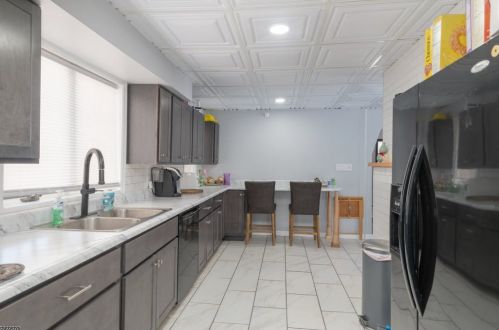 495 Boyden Ave, Maplewood NJ  07040-3030 exterior