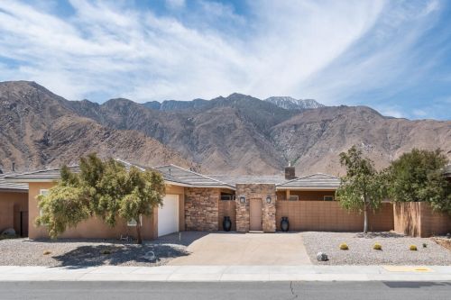 60199 Range View Dr, Palm Springs, CA 92262-1171