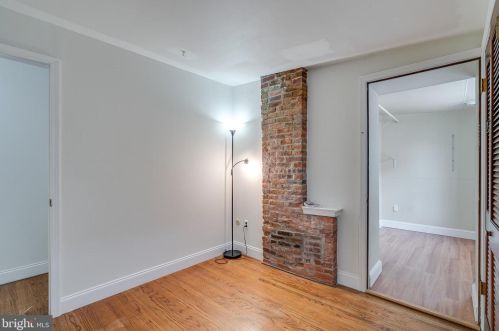 614 21st St, Philadelphia PA  19130-3232 exterior