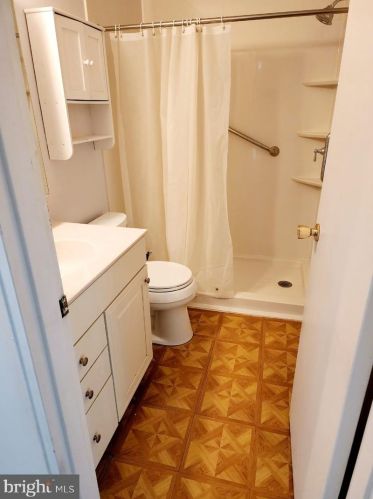 50 Valleybrook Dr, Lancaster PA  17601-4612 exterior