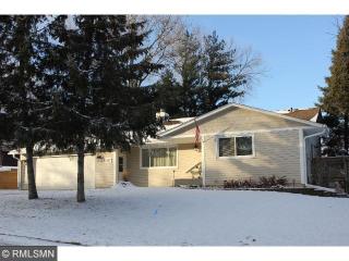 1017 Bridge St, Saint Paul, MN 55126-2219