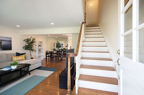 17 Woodfern, Irvine CA  92614-5457 exterior