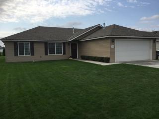 5108 Catalonia Dr, Pasco, WA 99301-8033