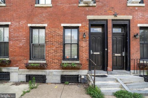 2022 Christian St, Philadelphia, PA 19146-2619