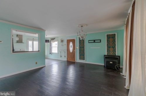 55 Bently Ln, Willingboro, NJ 08046-1536