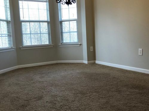 3655 Crescent Walk Ln, Suwanee GA  30024-6508 exterior