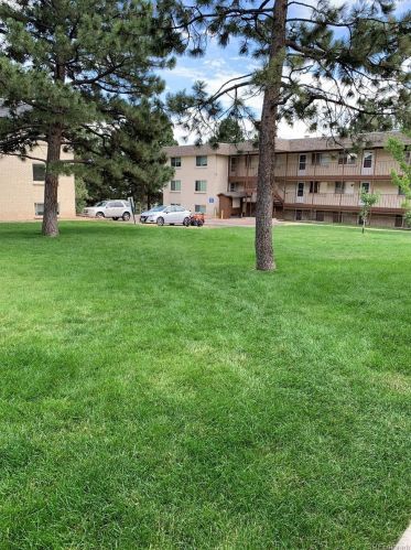 1723 Robb St, Denver CO  80215-2645 exterior