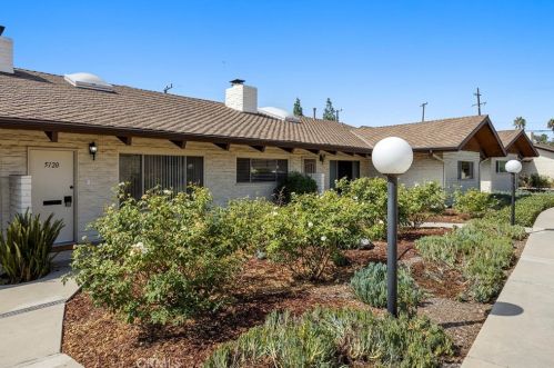 5120 Lakeview Ave, Yorba Linda, CA 92886-4945