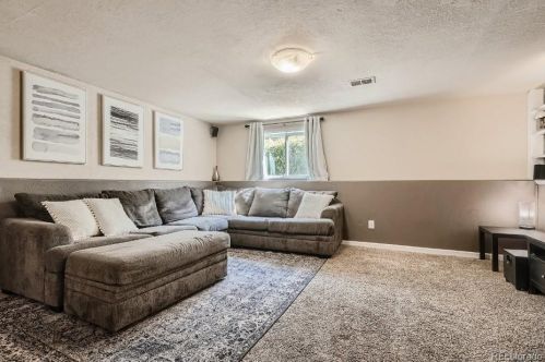 3920 Lincoln St, Englewood CO 80113-4645 exterior